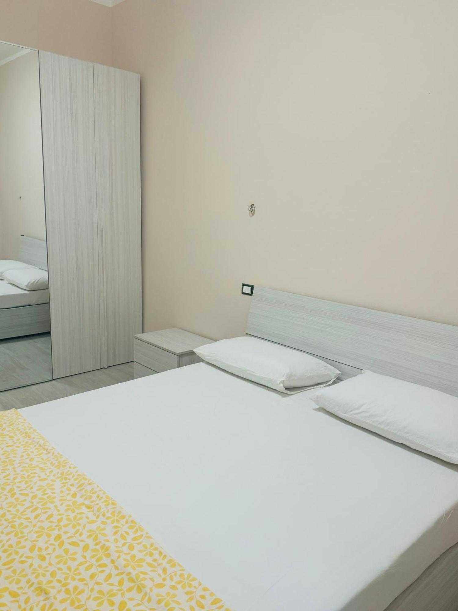 Appartamento Casa Ayden Livorno Esterno foto